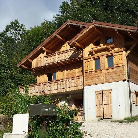 Magnifique Chalet Au Coeur Du Village Du Reposoir Le Reposoir Exterior photo